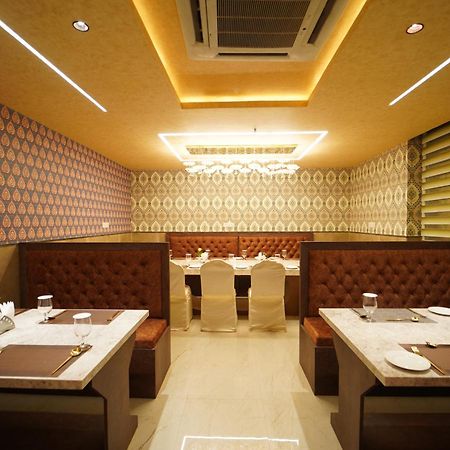 Hotel Ananta Sayana Bhuvanesvar Kültér fotó