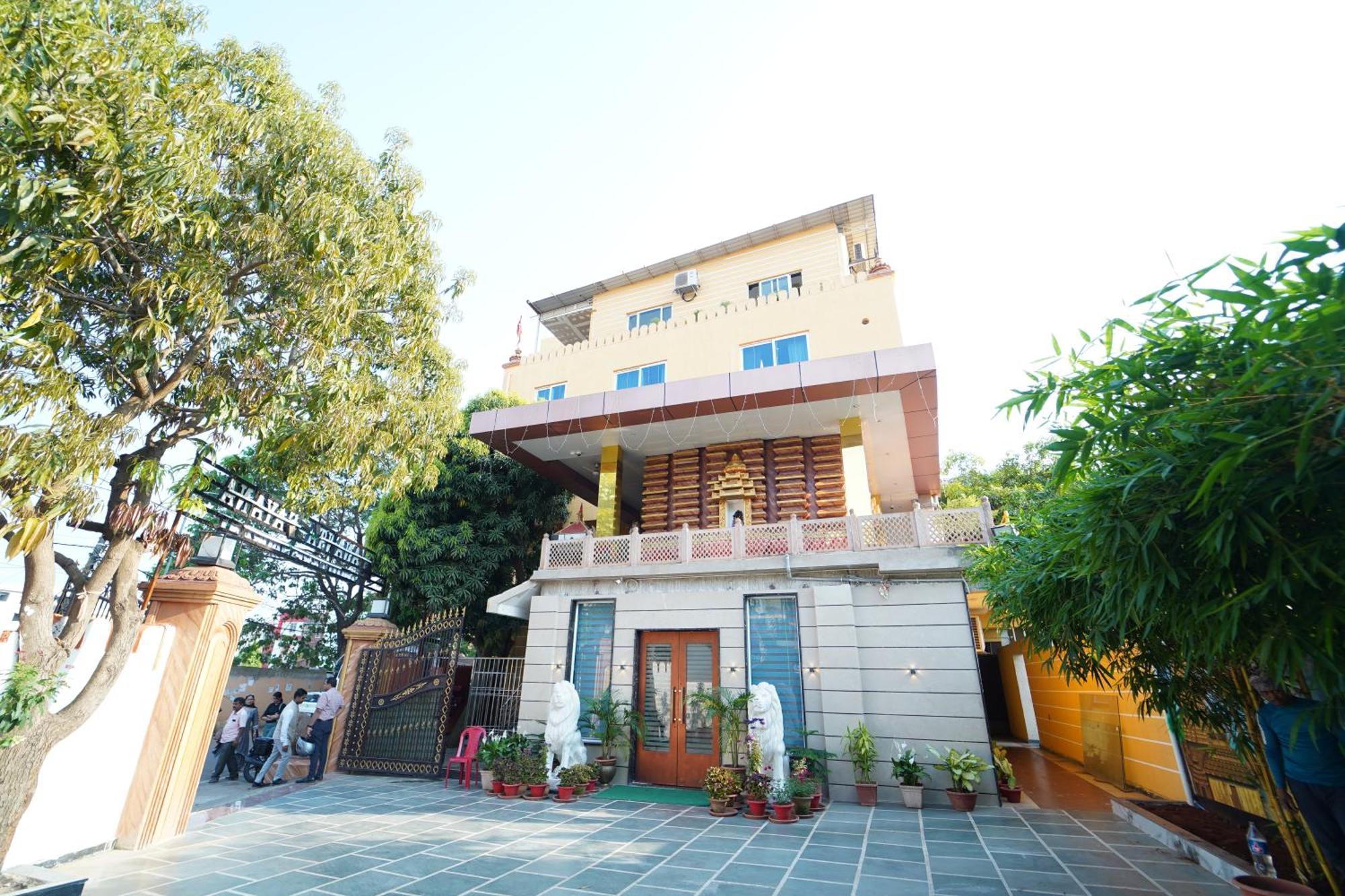 Hotel Ananta Sayana Bhuvanesvar Kültér fotó