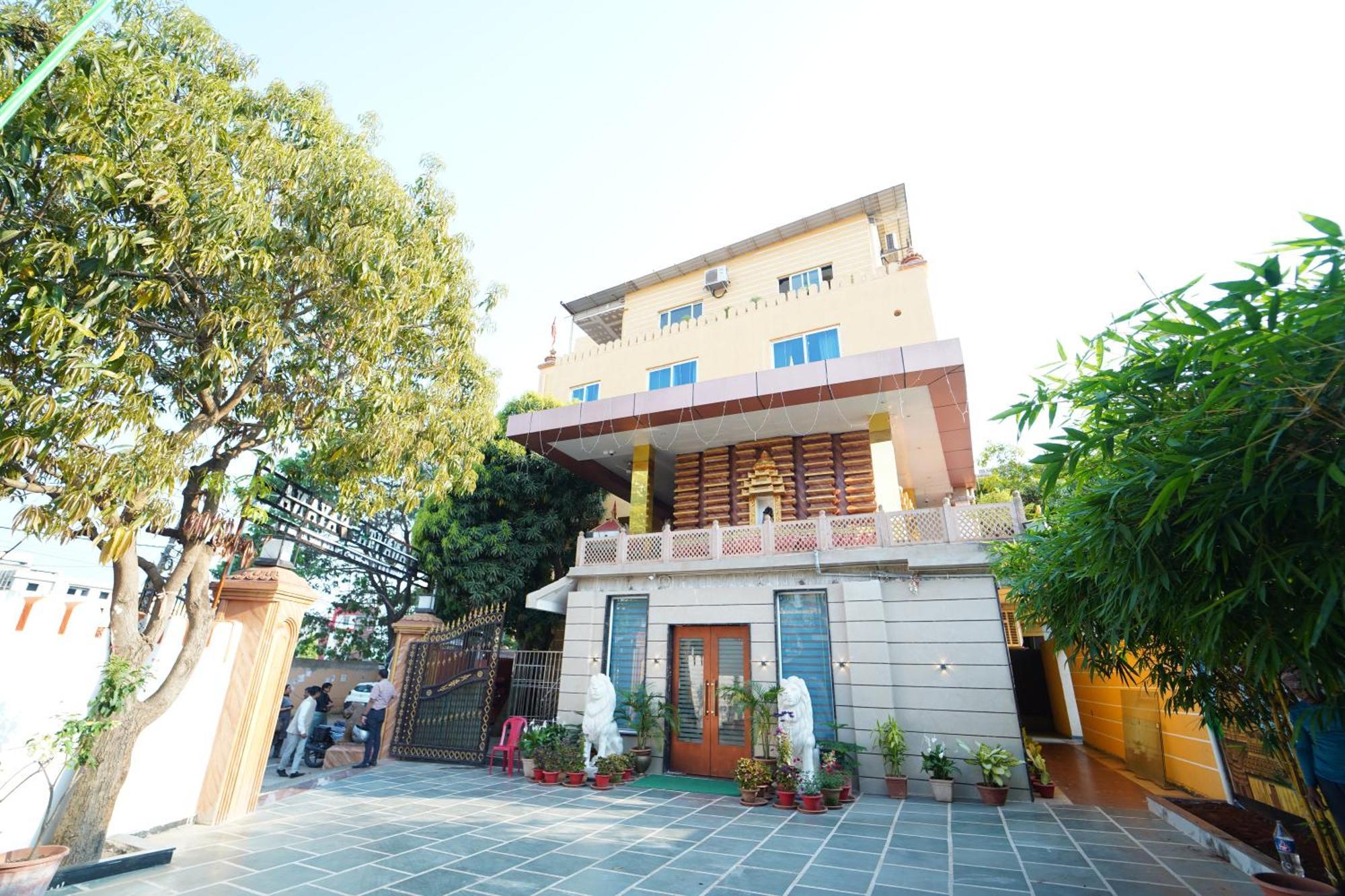 Hotel Ananta Sayana Bhuvanesvar Kültér fotó