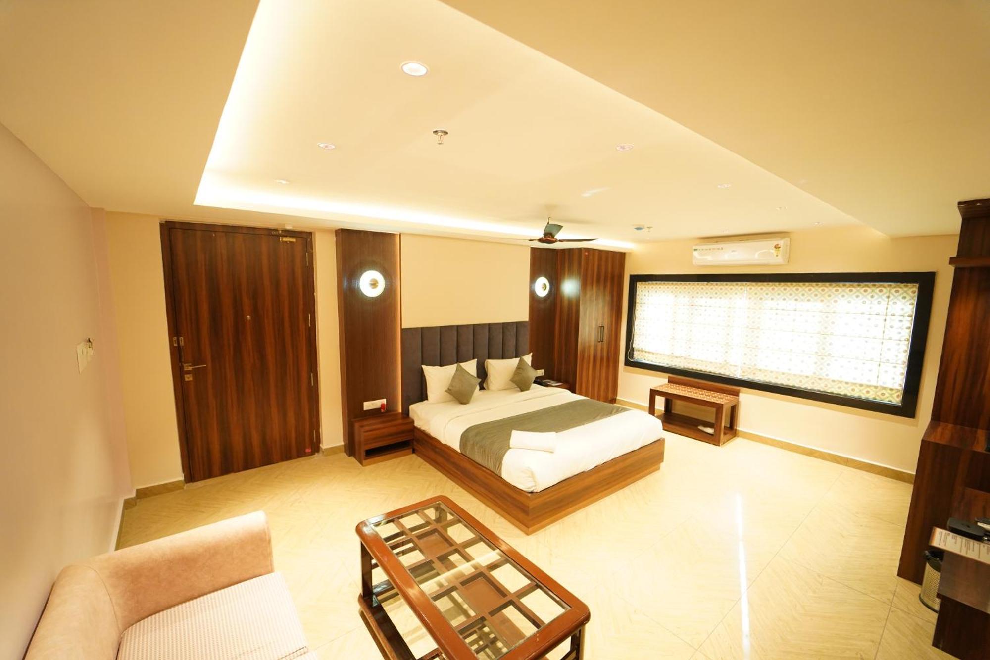 Hotel Ananta Sayana Bhuvanesvar Kültér fotó