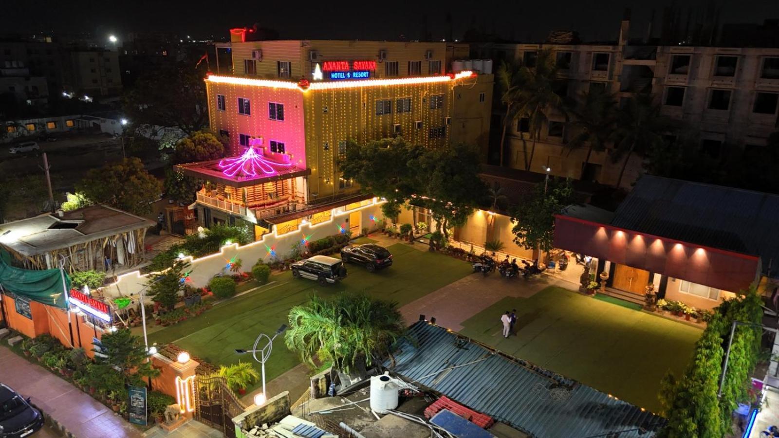 Hotel Ananta Sayana Bhuvanesvar Kültér fotó