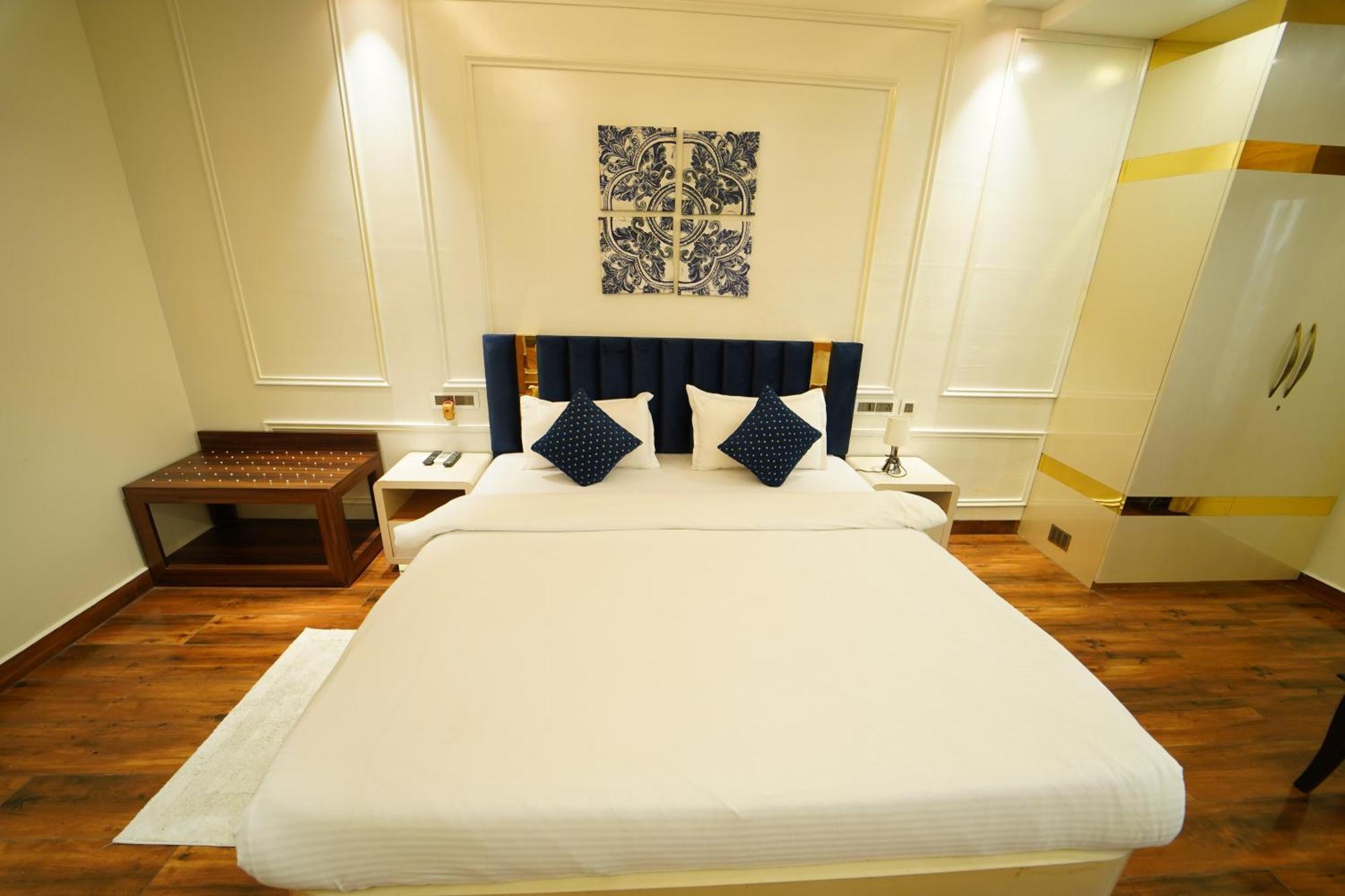 Hotel Ananta Sayana Bhuvanesvar Kültér fotó