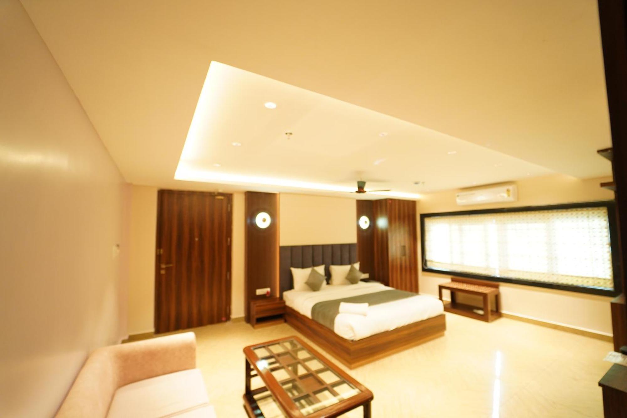 Hotel Ananta Sayana Bhuvanesvar Kültér fotó